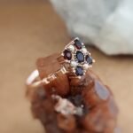 Vintage 9 karaat rose gouden ring met granaatjes en parels in uniek design
