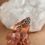 Vintage ring massief goud 9 karaat met drie amethisten