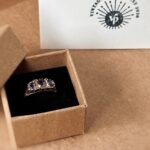 Vintage ring massief goud 9 karaat met drie amethisten
