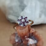Vintage cluster ring massief goud 9 karaat met robijn en diamant