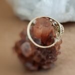 Vintage filigree ring massief goud 9 karaat met peridoot
