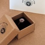 Vintage cluster ring massief goud 9 karaat met robijn en diamant