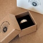 Vintage ring massief goud 9 karaat met opaal