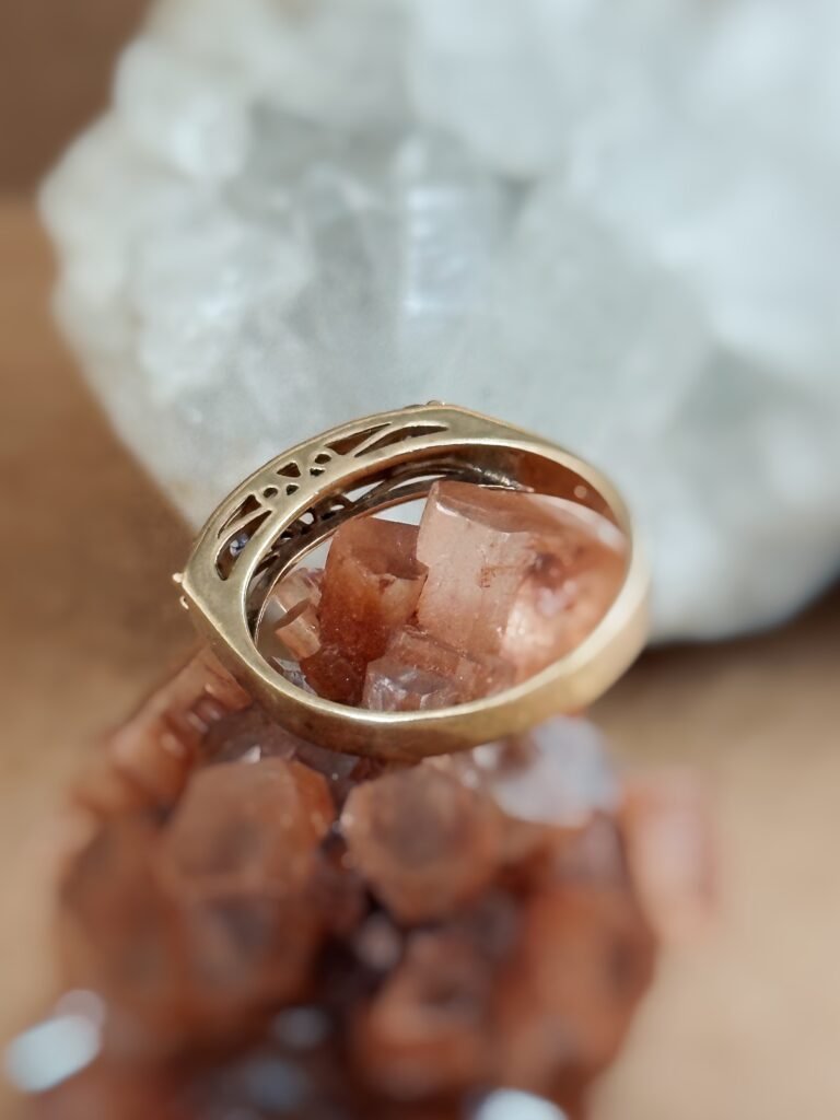 Vintage stacking ring massief goud 9 karaat met tanzaniet