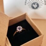 Vintage 9 karaat massief gouden solitaire ring met amethist