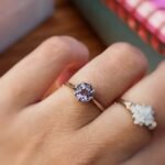 Vintage 9 karaat massief gouden solitaire ring met amethist