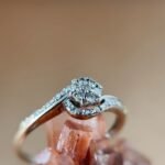 Vintage 9 karaat massief gouden cluster ring met diamanten