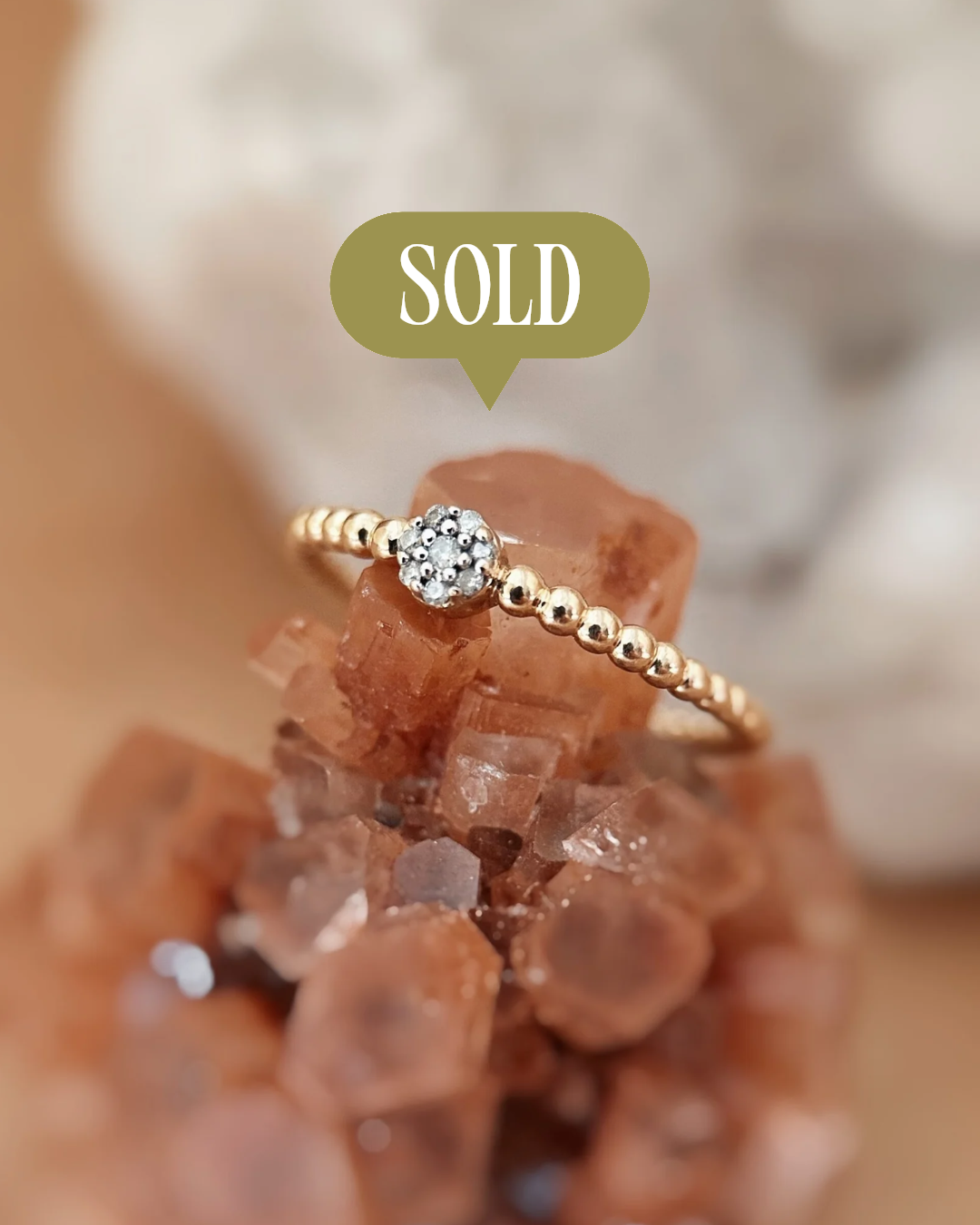 Vintage 9 karaat massief gouden cluster ring met diamanten