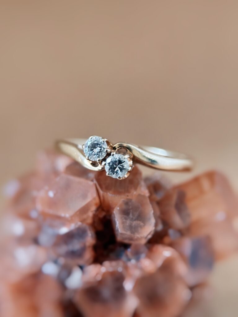 Vintage 9 karaat massief gouden toi et moi ring met twee diamanten