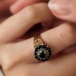 VIntage 9 carat solid gold cluster ring with engraved stars, sapphire and diamonds