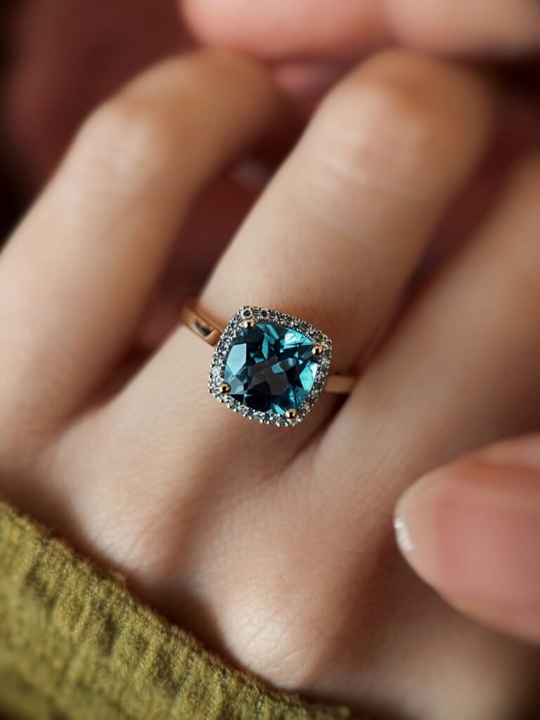 VIntage 9 carat solid gold cluster ring with cushion cut topaz and diamonds